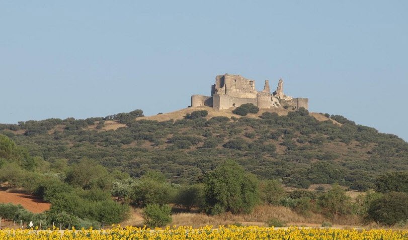 Castillo de Puebla de Almenara, Spain